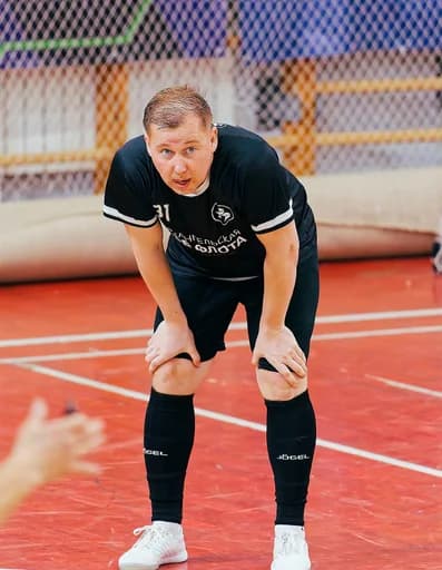 Андрей Попов
