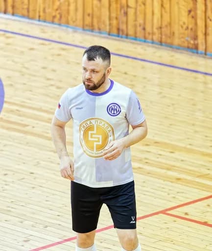 С. Савенко
