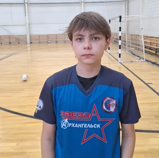 Илья Колесников