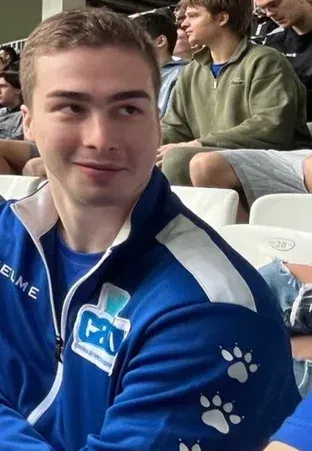 Арсений Бычков