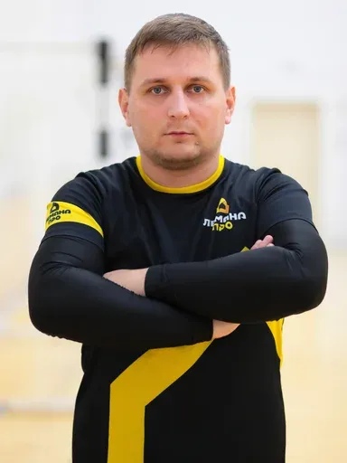 Антон Львов