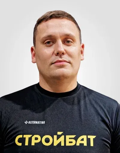 Максим Макаров
